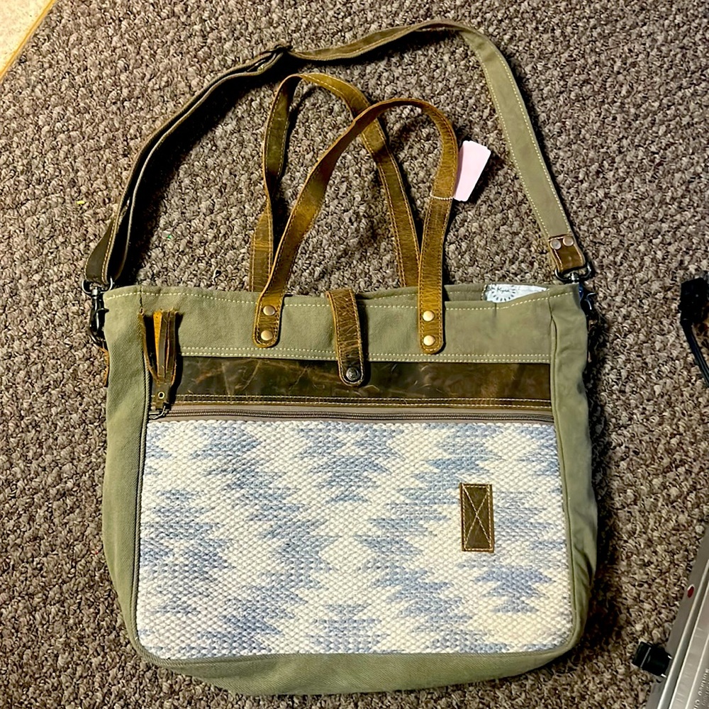 Myra bag charming weekender tote.